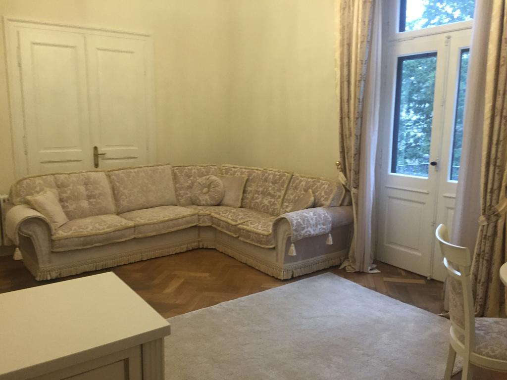 Luttwitz Apartment *